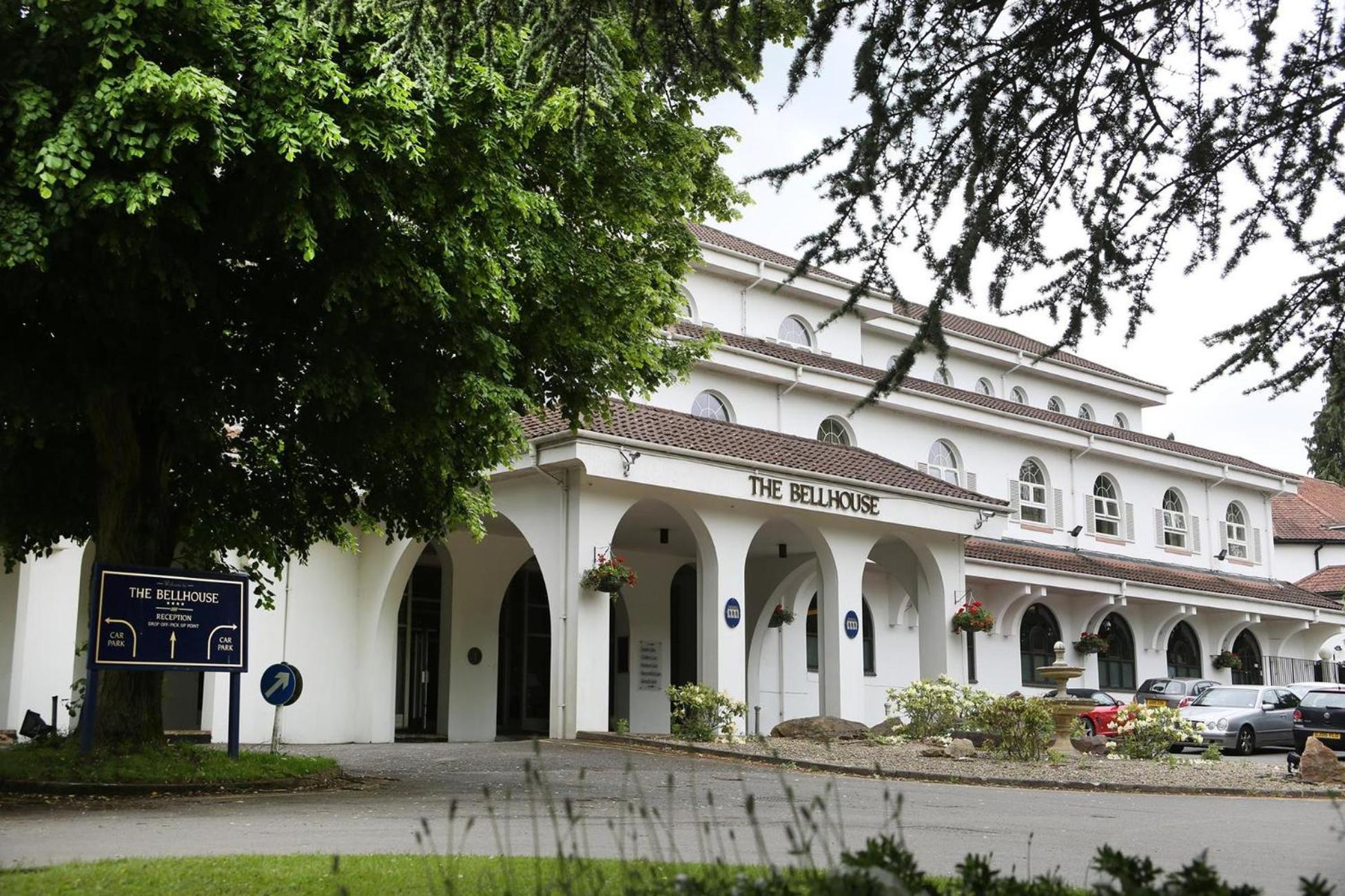 Crowne Plaza Gerrards Cross By Ihg Hotel Beaconsfield Exterior photo